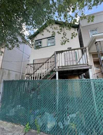 Home For Sale in Jersey City, New Jersey