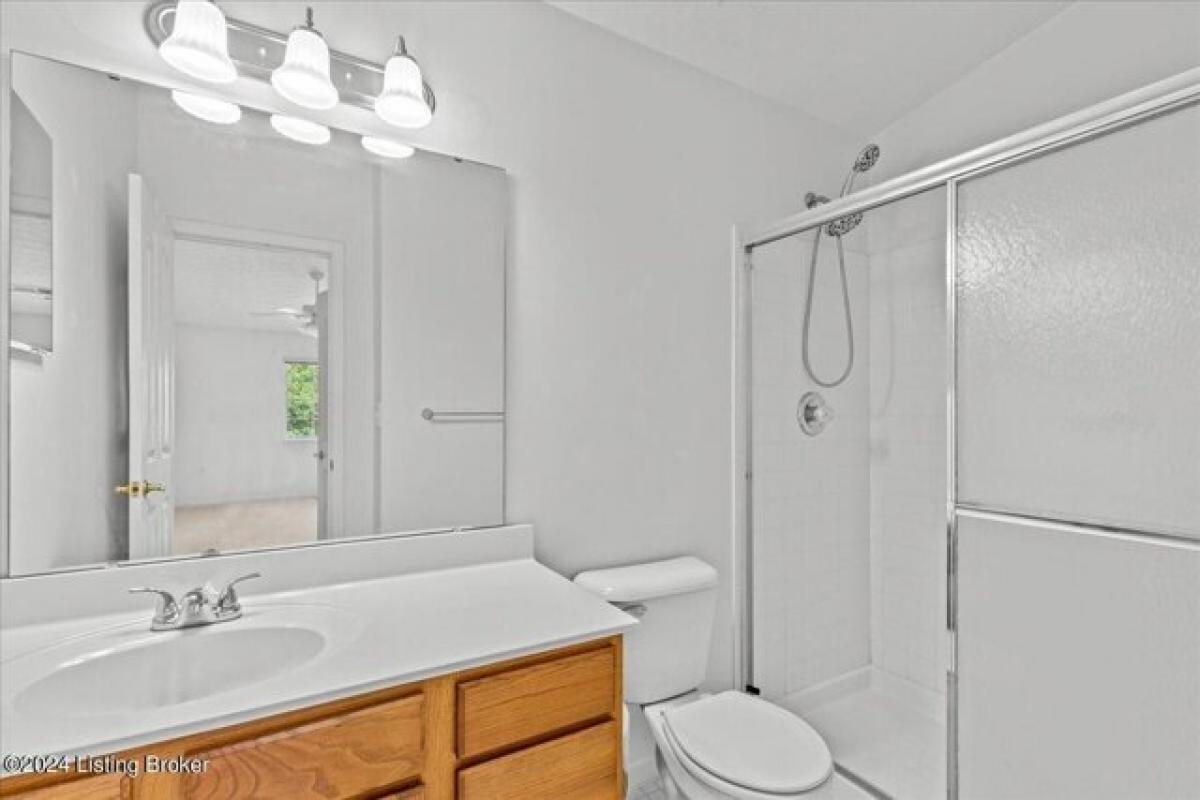 Picture of Home For Sale in Louisville, Kentucky, United States