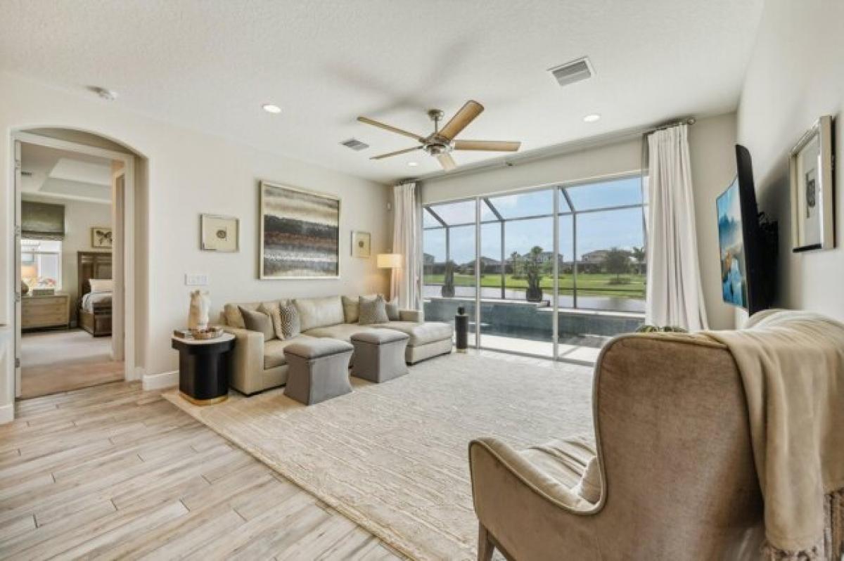 Picture of Home For Sale in Melbourne, Florida, United States