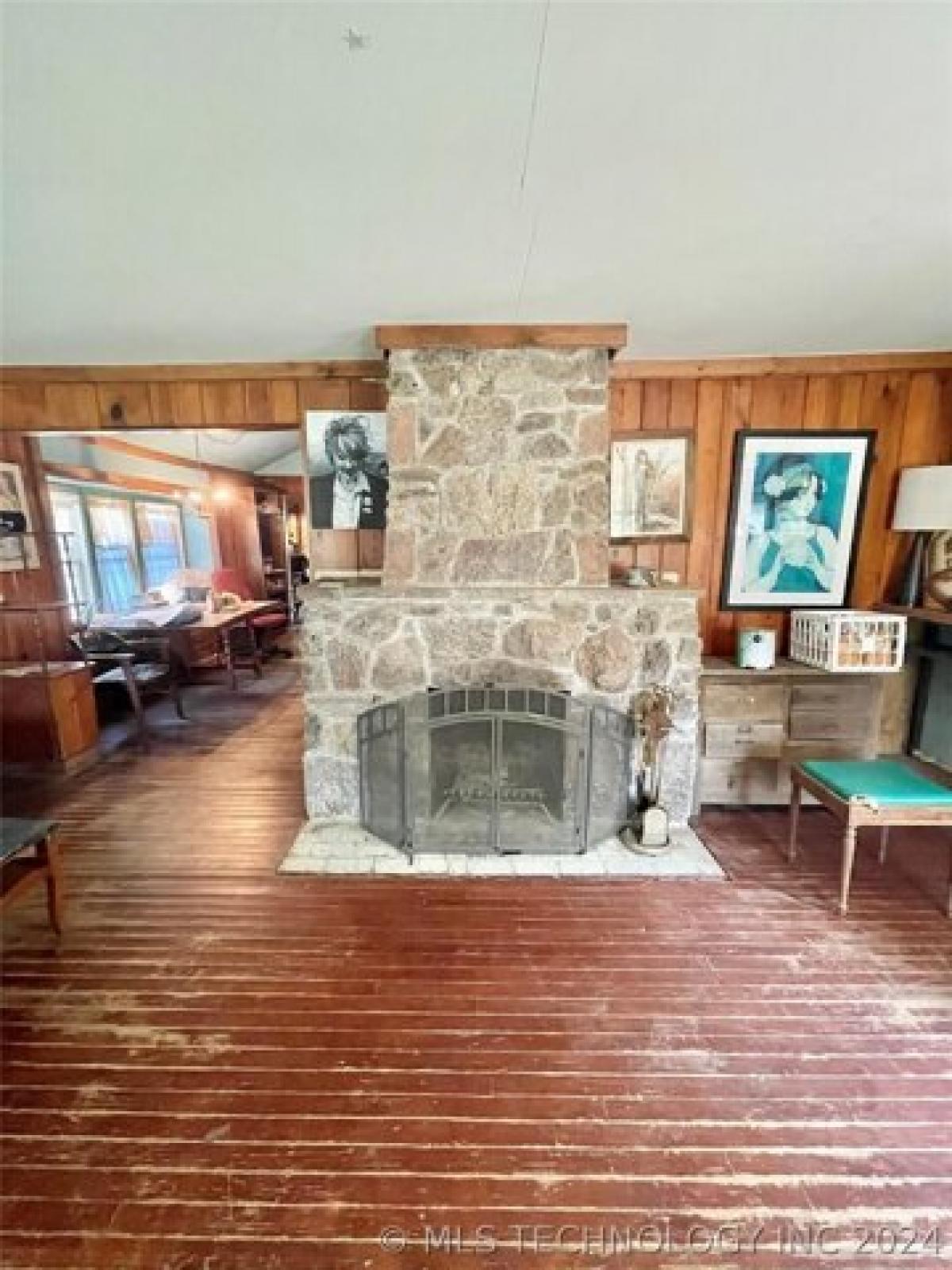 Picture of Home For Sale in Tulsa, Oklahoma, United States