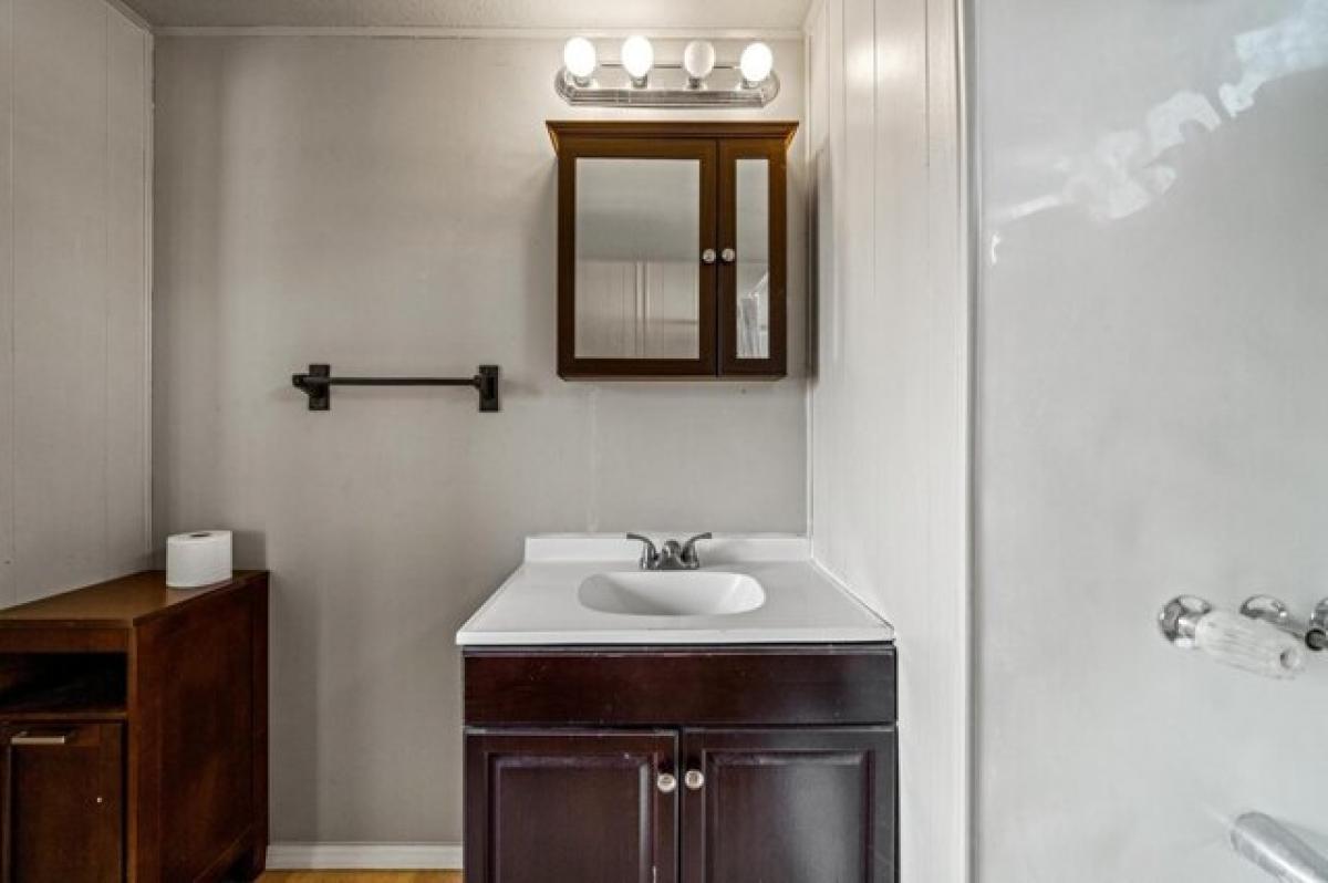 Picture of Home For Sale in Redding, California, United States