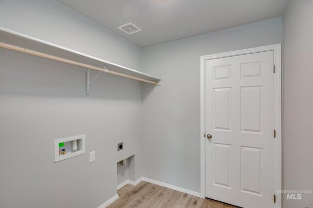 Picture of Home For Sale in Kuna, Idaho, United States