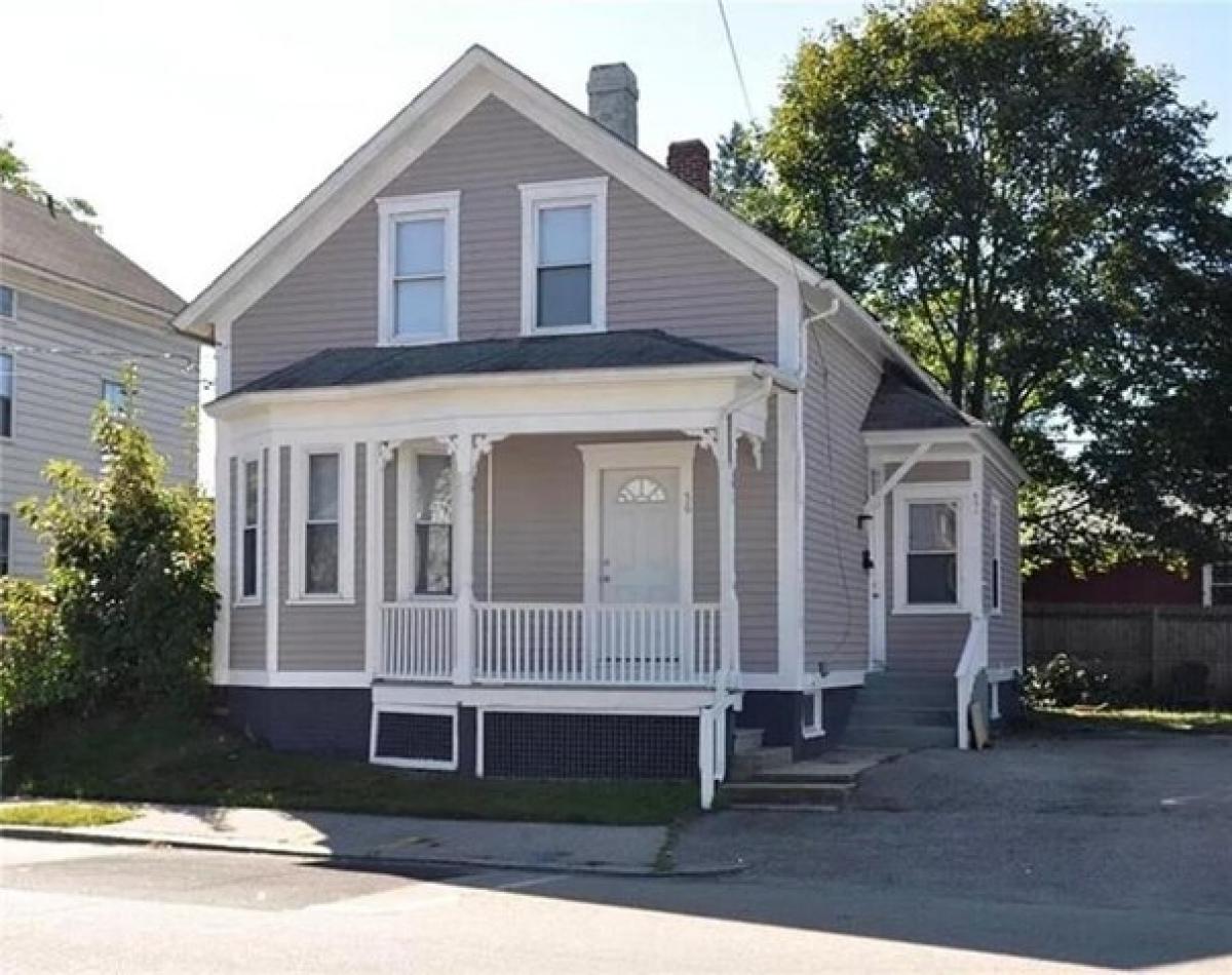 Picture of Home For Sale in Providence, Rhode Island, United States