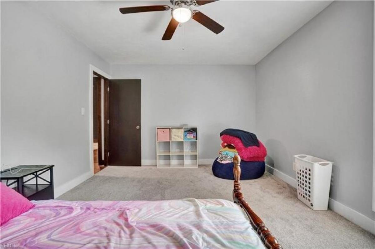 Picture of Home For Sale in Virginia Beach, Virginia, United States