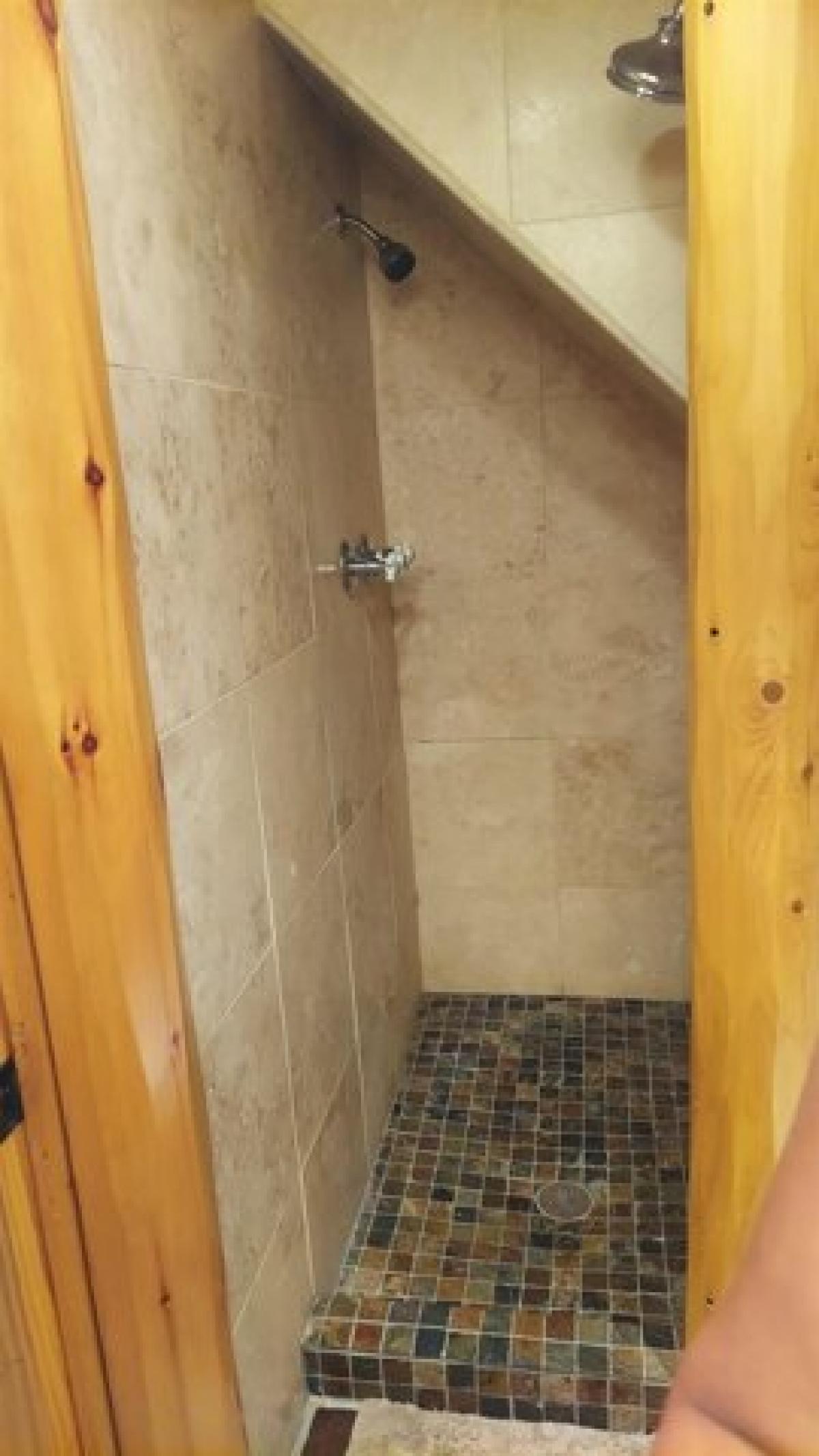 Picture of Home For Sale in Crivitz, Wisconsin, United States