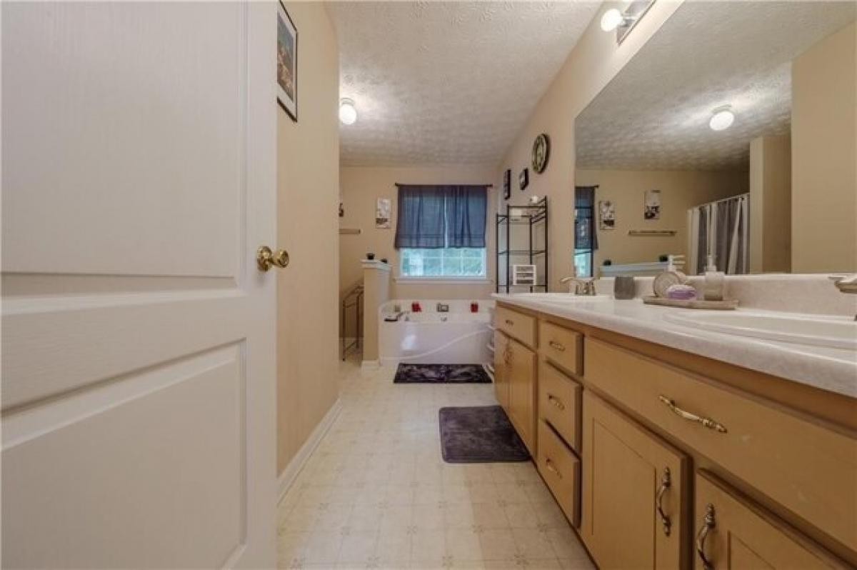 Picture of Home For Sale in Lithonia, Georgia, United States