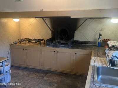 Home For Sale in Elizaville, New York