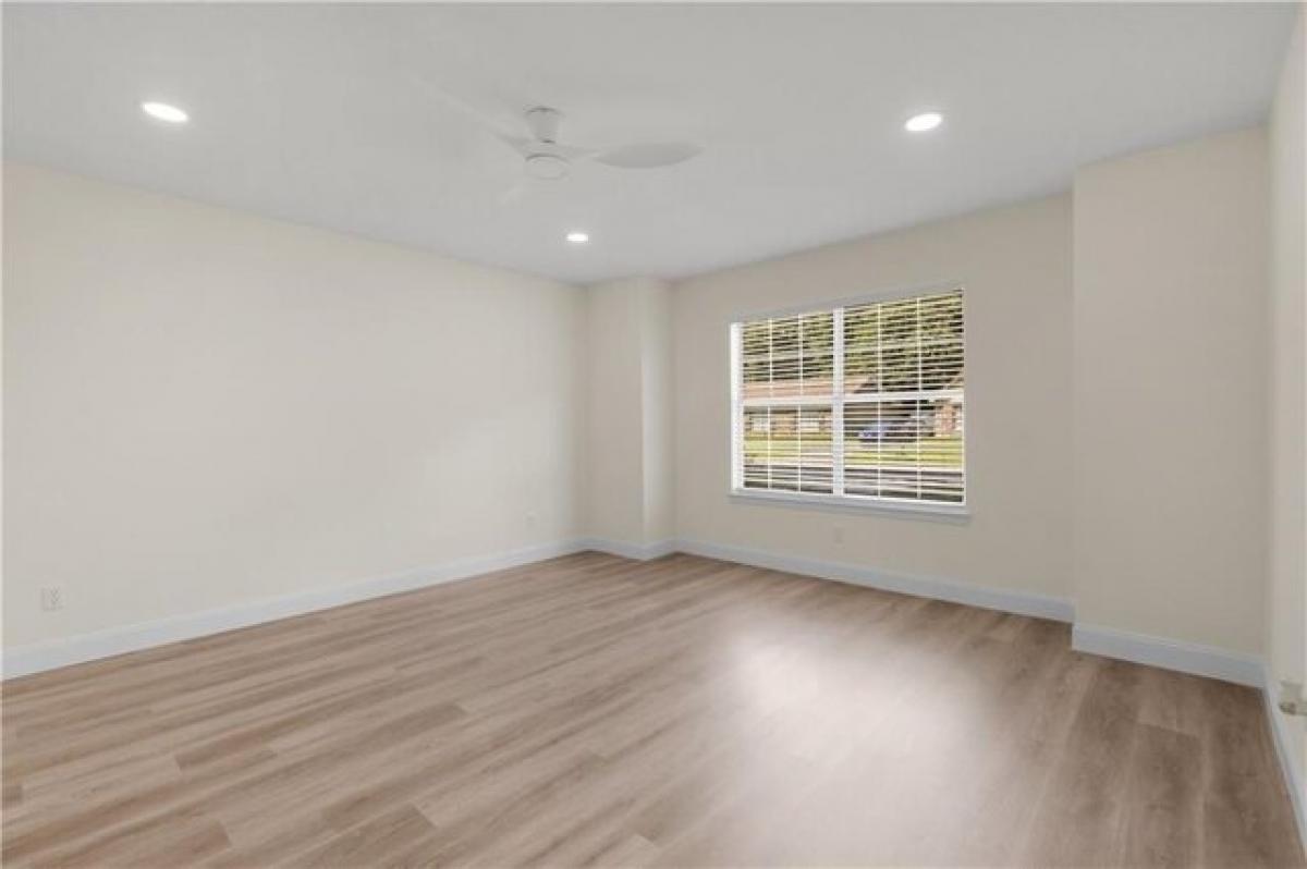 Picture of Home For Sale in Mobile, Alabama, United States