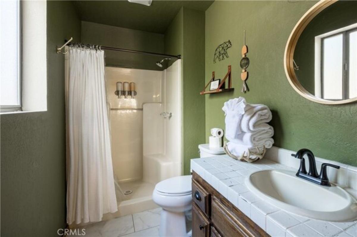 Picture of Home For Sale in Big Bear Lake, California, United States