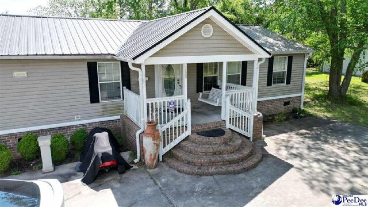 Picture of Home For Sale in Florence, South Carolina, United States