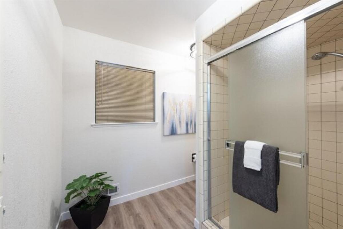 Picture of Home For Sale in Sacramento, California, United States