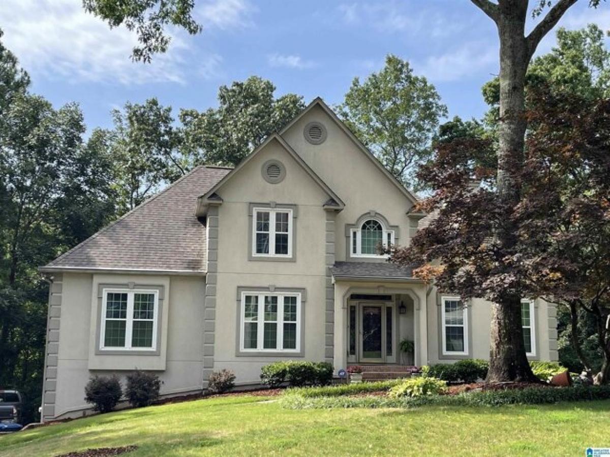 Picture of Home For Sale in Hoover, Alabama, United States