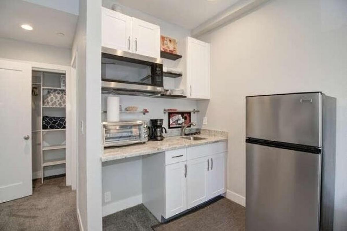 Picture of Home For Sale in Sacramento, California, United States