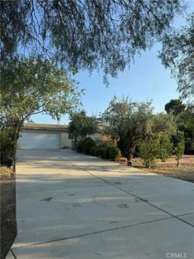 Home For Sale in Phelan, California