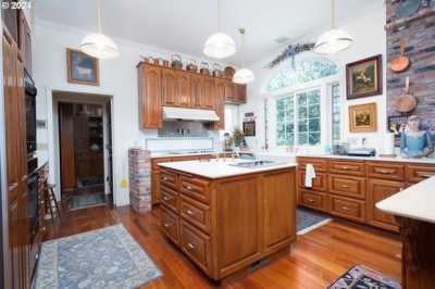 Home For Sale in Roseburg, Oregon