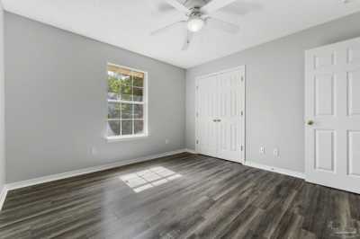 Home For Sale in Pace, Florida