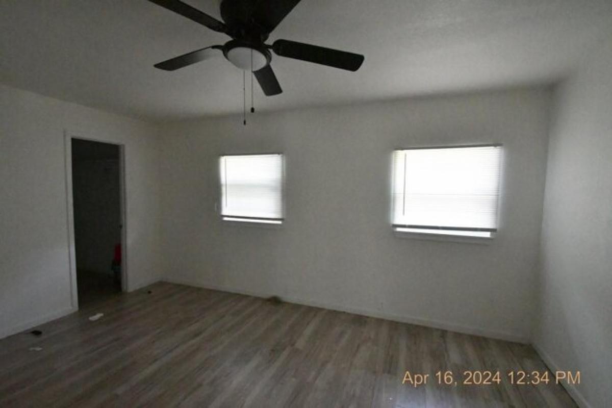 Picture of Home For Sale in Fort Worth, Texas, United States