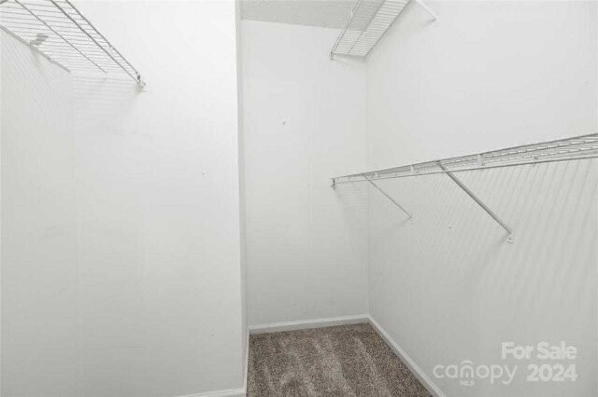 Picture of Home For Sale in Cornelius, North Carolina, United States