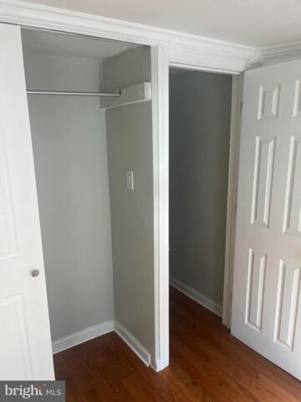 Picture of Home For Sale in Philadelphia, Pennsylvania, United States