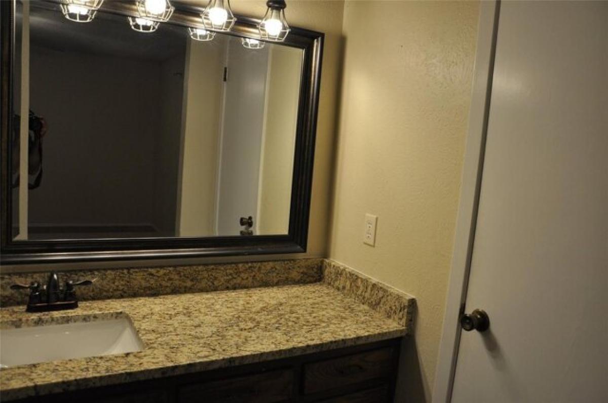 Picture of Home For Sale in Sulphur Springs, Texas, United States