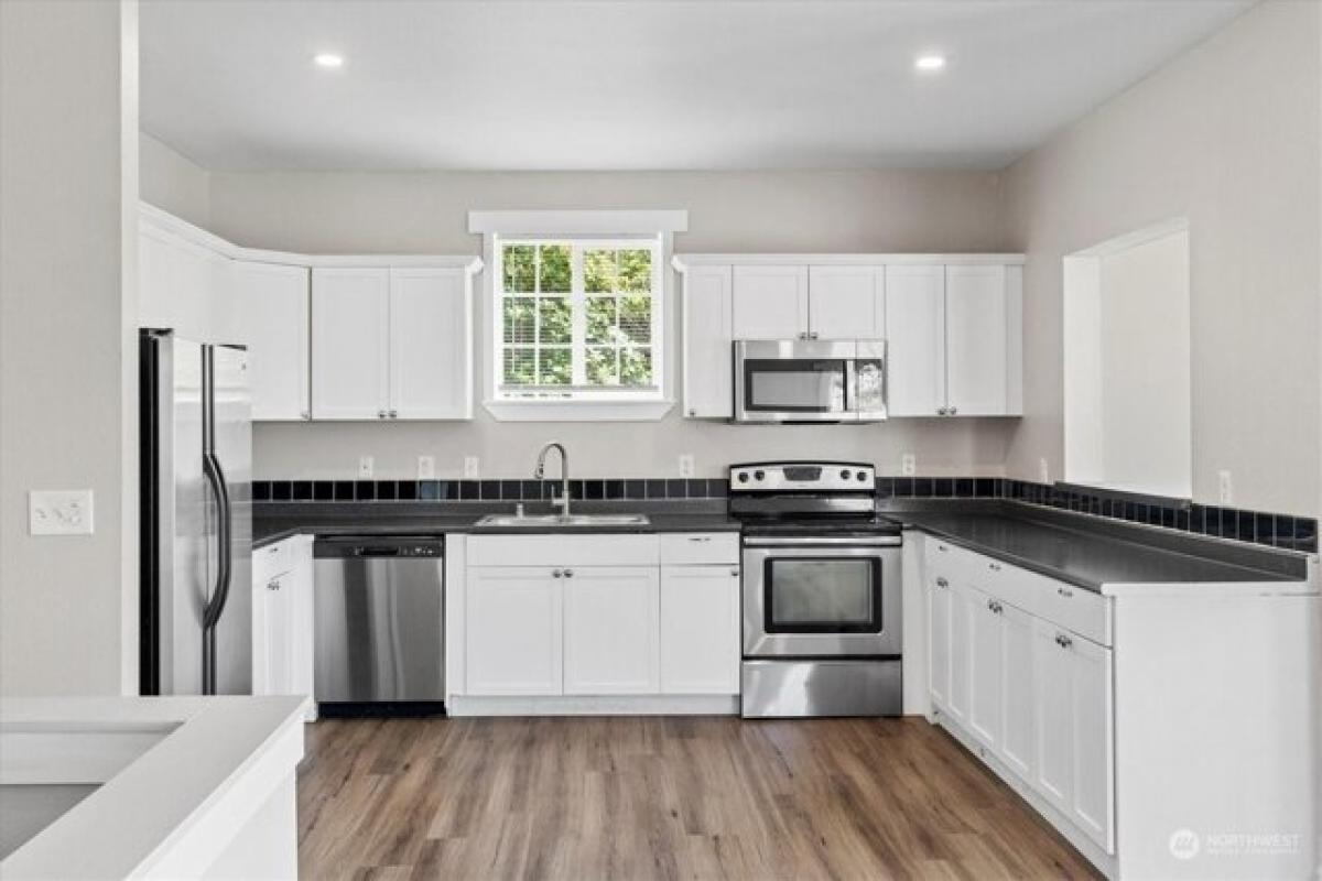 Picture of Home For Sale in Tacoma, Washington, United States