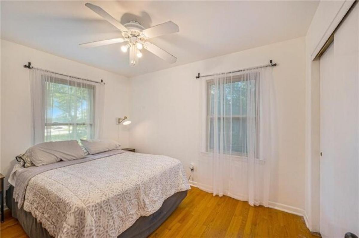 Picture of Home For Sale in Kansas City, Kansas, United States