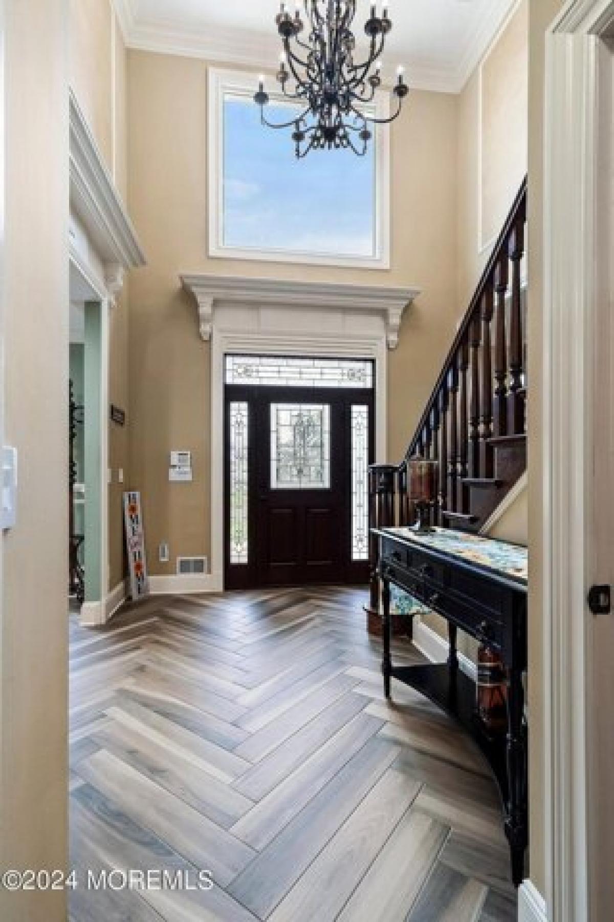 Picture of Home For Sale in Toms River, New Jersey, United States