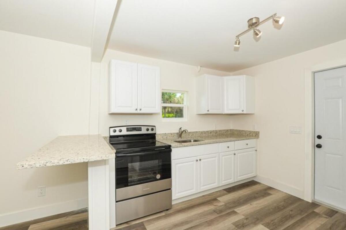 Picture of Home For Sale in Stuart, Florida, United States