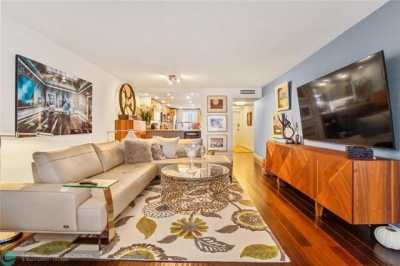 Home For Sale in Fort Lauderdale, Florida