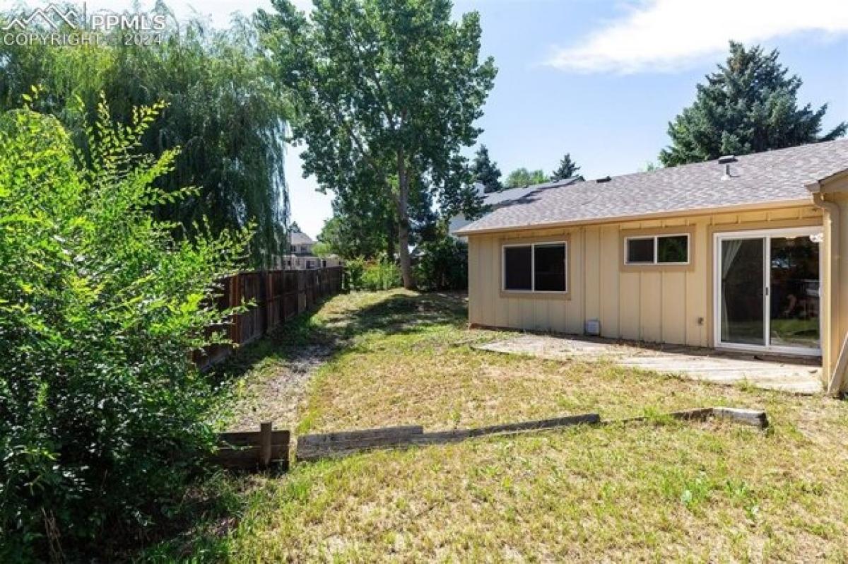 Picture of Home For Sale in Colorado Springs, Colorado, United States