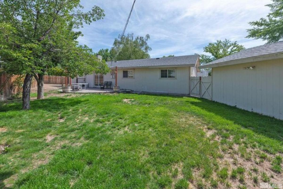 Picture of Home For Sale in Carson City, Nevada, United States