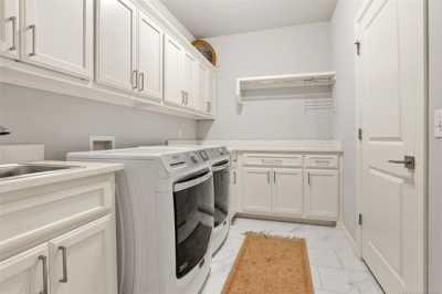 Home For Sale in Jenks, Oklahoma