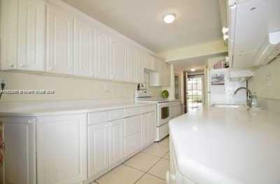 Home For Rent in Miami, Florida