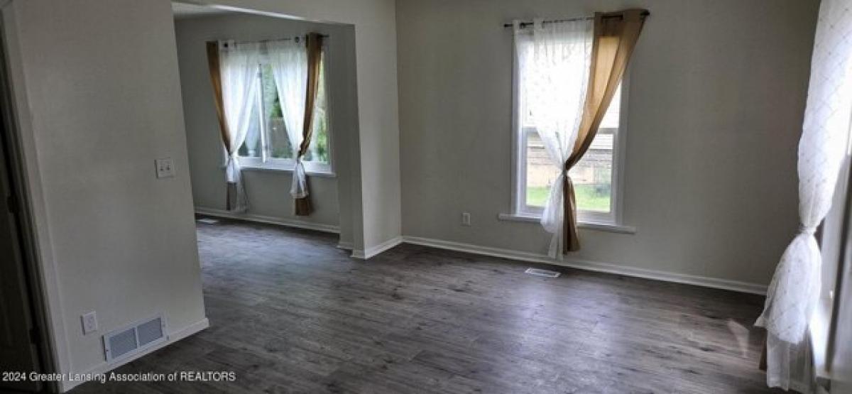 Picture of Home For Sale in Lansing, Michigan, United States