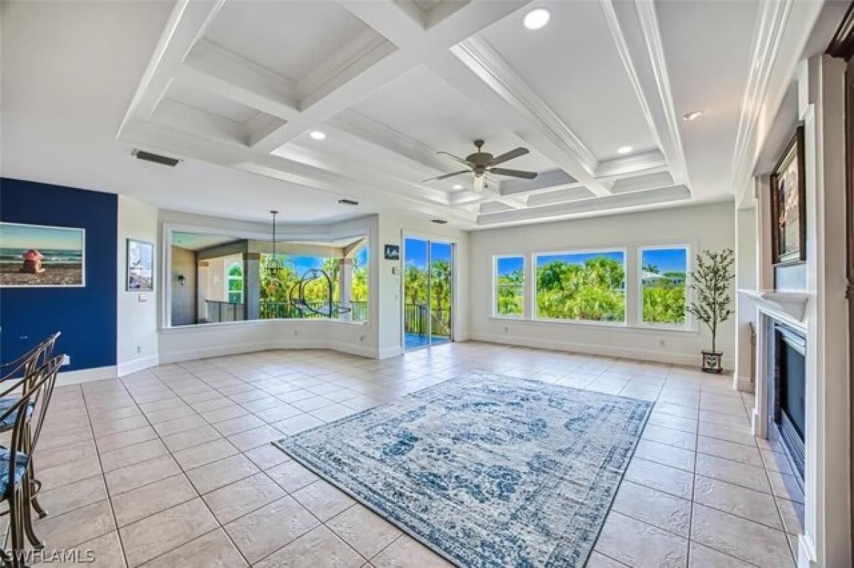 Picture of Home For Sale in Sanibel, Florida, United States