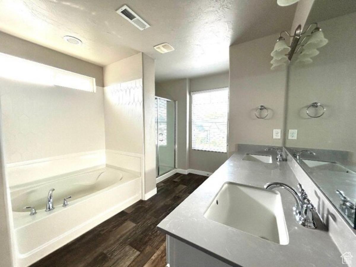 Picture of Home For Sale in Saratoga Springs, Utah, United States