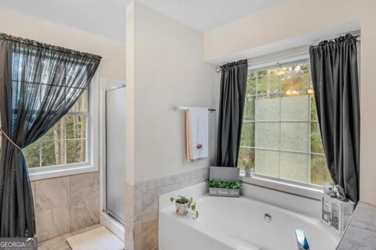 Picture of Home For Sale in McDonough, Georgia, United States