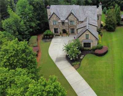 Home For Sale in Alpharetta, Georgia