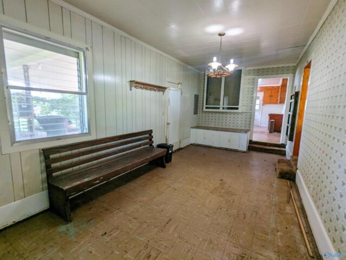 Picture of Home For Sale in Gadsden, Alabama, United States