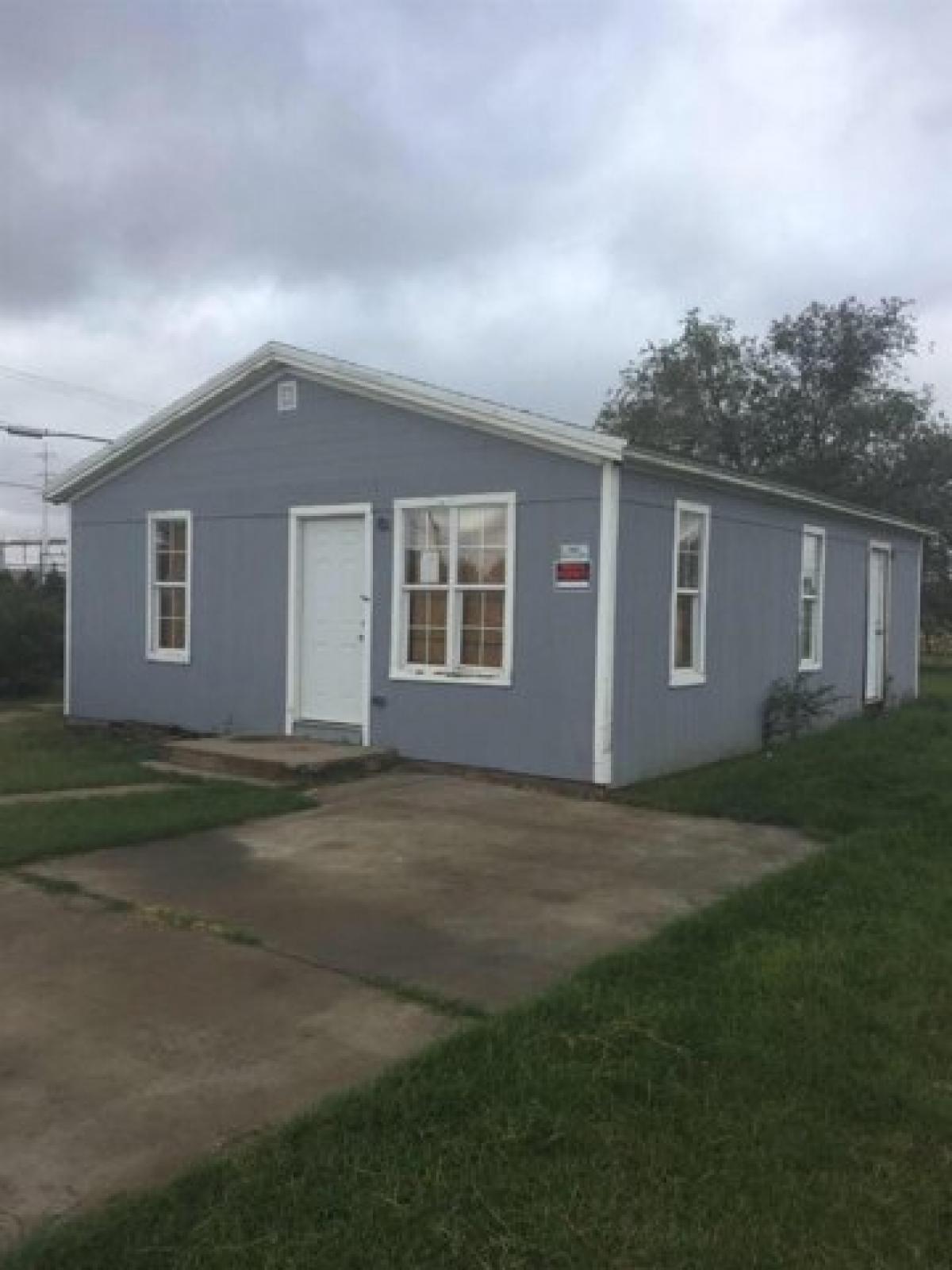 Picture of Home For Sale in Lubbock, Texas, United States