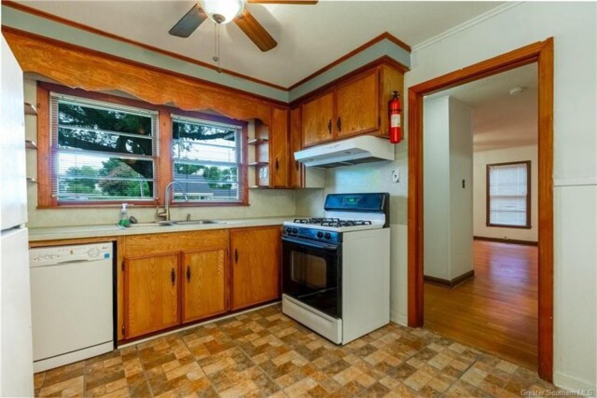 Picture of Home For Sale in Lake Charles, Louisiana, United States