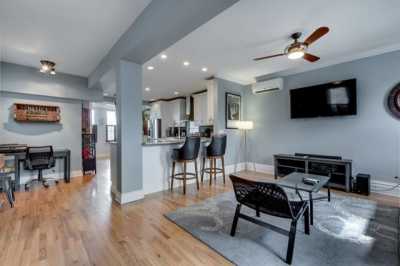 Home For Sale in Chicago, Illinois
