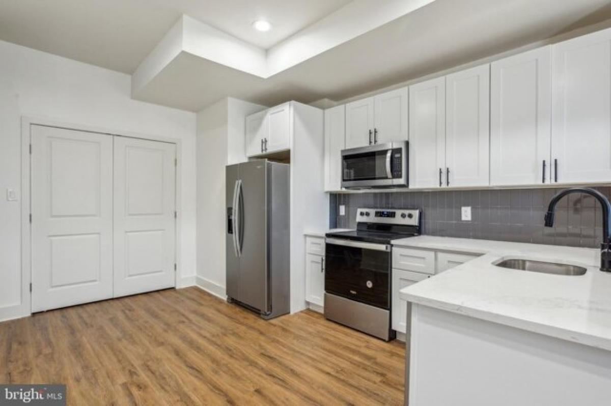 Picture of Home For Sale in Philadelphia, Pennsylvania, United States