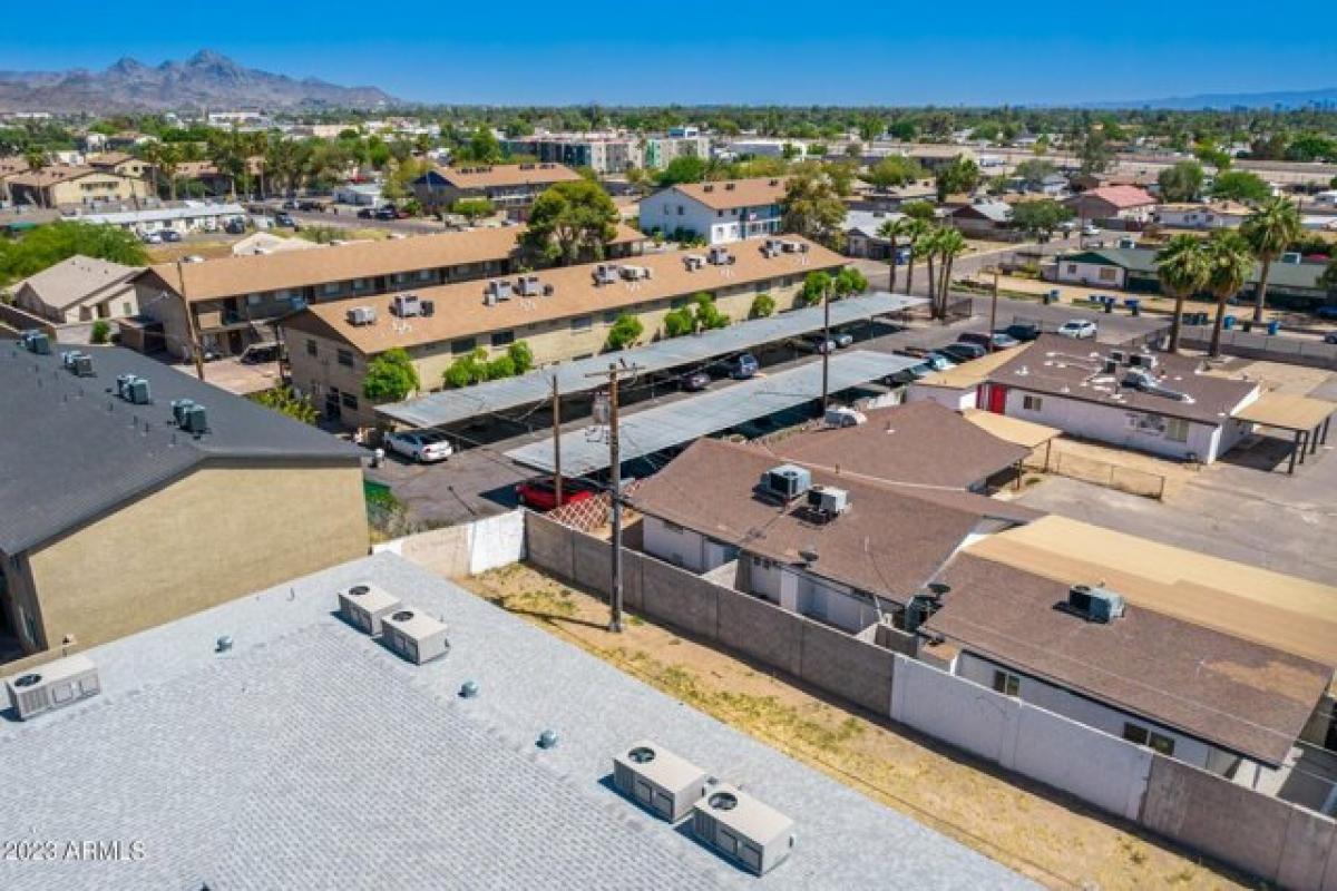 Picture of Home For Sale in Phoenix, Arizona, United States