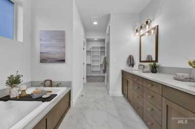 Home For Sale in Meridian, Idaho