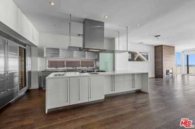 Home For Sale in Marina del Rey, California