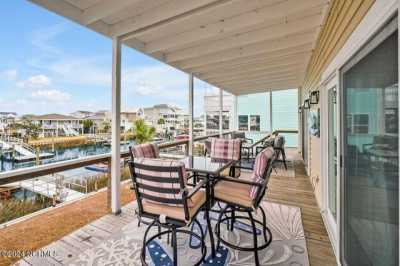 Home For Sale in Ocean Isle Beach, North Carolina