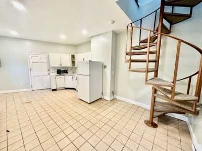 Apartment For Rent in 