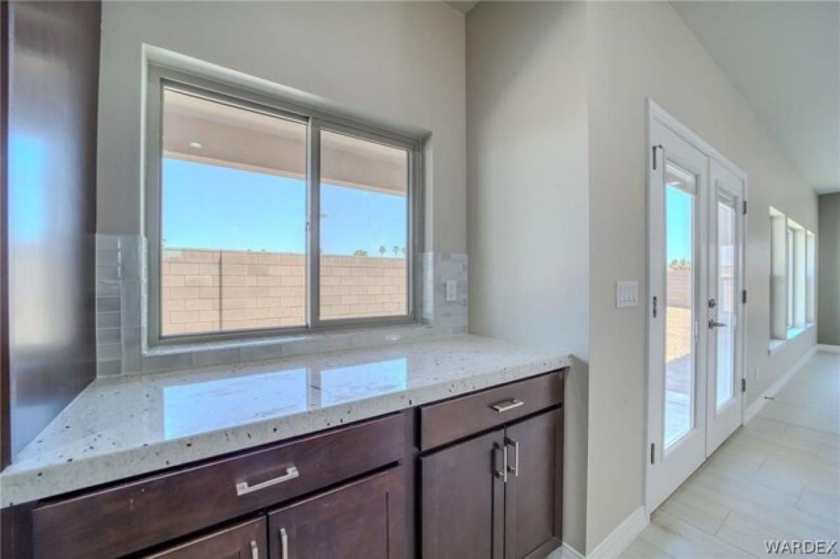 Picture of Home For Sale in Fort Mohave, Arizona, United States