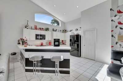 Home For Sale in Boynton Beach, Florida